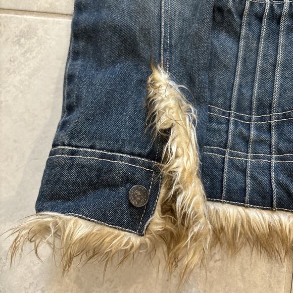 Vintage Y2K Billabong Denim Jacket Faux Fur Blue Trim Women's Sz Medium - Picture 3 of 8